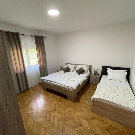 Apartments Dionis Kotor Exterior foto