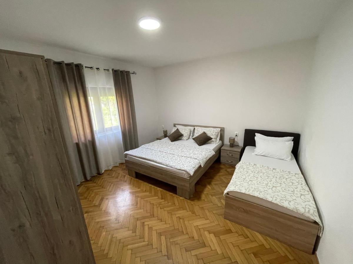 Apartments Dionis Kotor Exterior foto