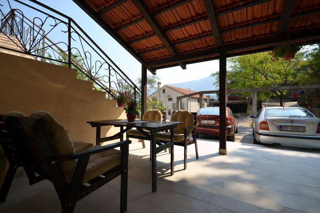 Apartments Dionis Kotor Exterior foto