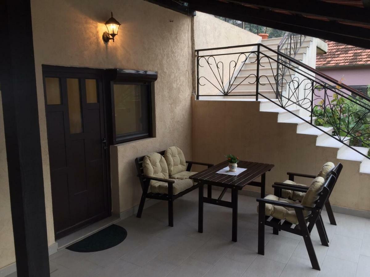 Apartments Dionis Kotor Exterior foto